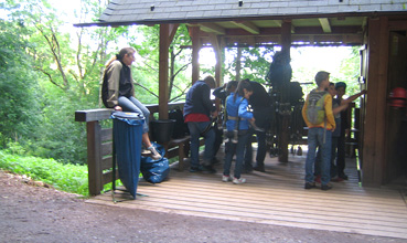 Ankleiden am Kletterpark Triberg